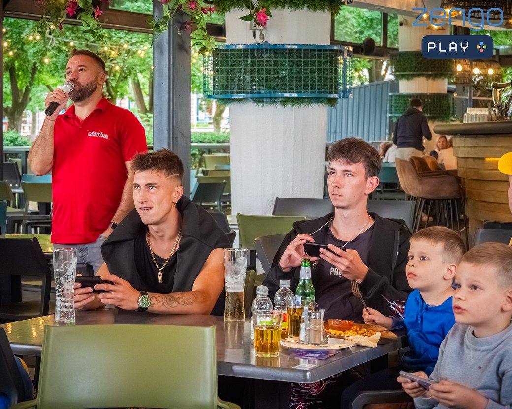 Zengo Play élőben egy vendéglátóhelyen
